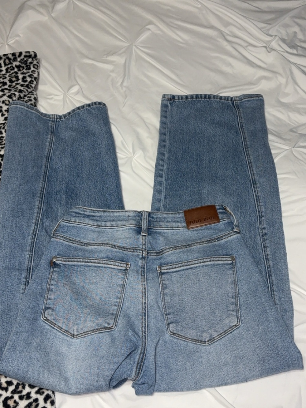 Judy Blue Medium Light Blue High-Rise Straight Leg Baggy Jeans